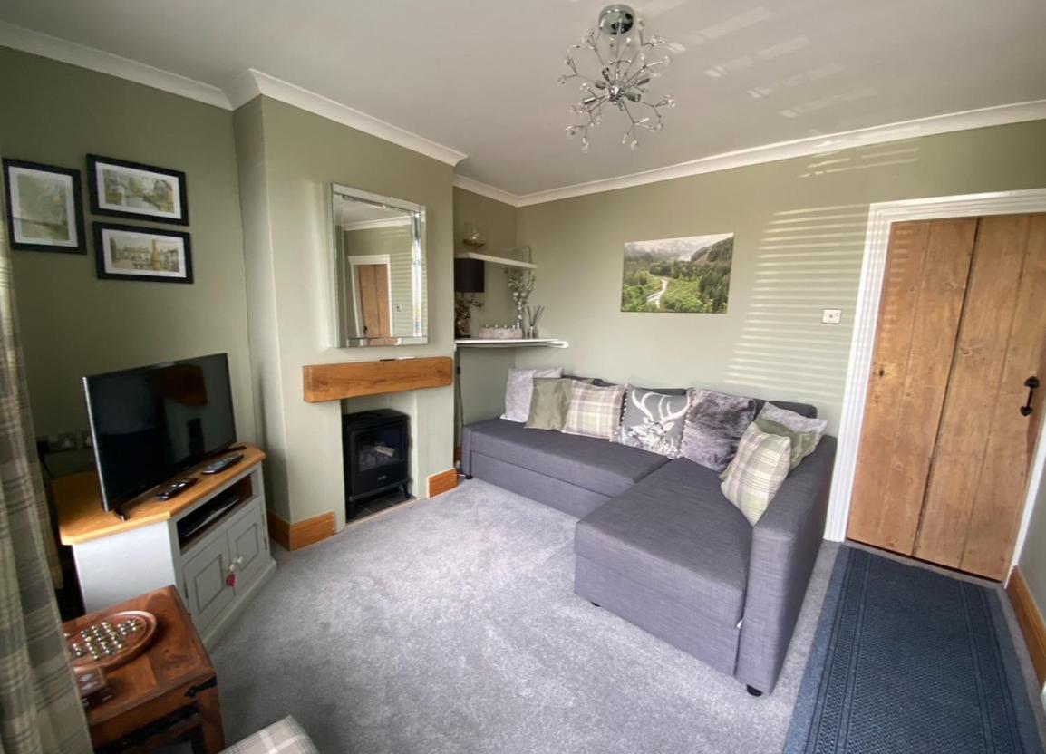 Outskirts Of Ulverston, Entire Cottage - Sleeps 4 Buitenkant foto