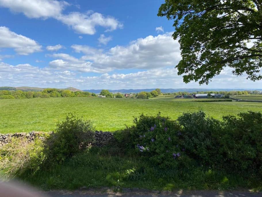 Outskirts Of Ulverston, Entire Cottage - Sleeps 4 Buitenkant foto